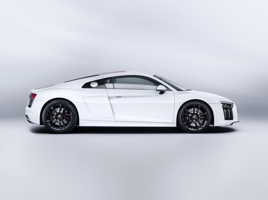  Audi R8 V10 RWS 2017 года  (WW) (фото 34 из 81)